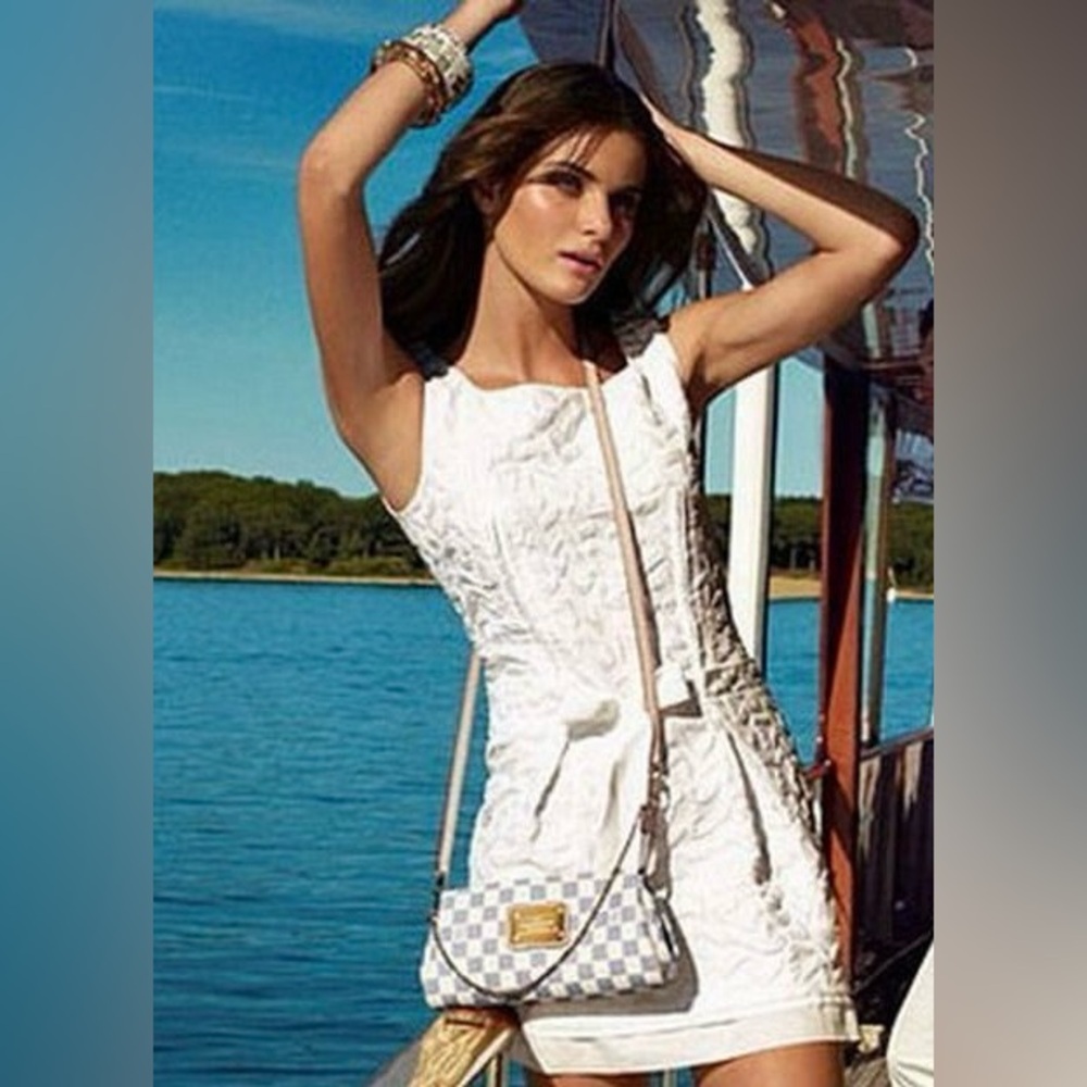✨ᴿᵃʳᵉ✨LOUIS VUITTON Eva Clutch Damier Azur